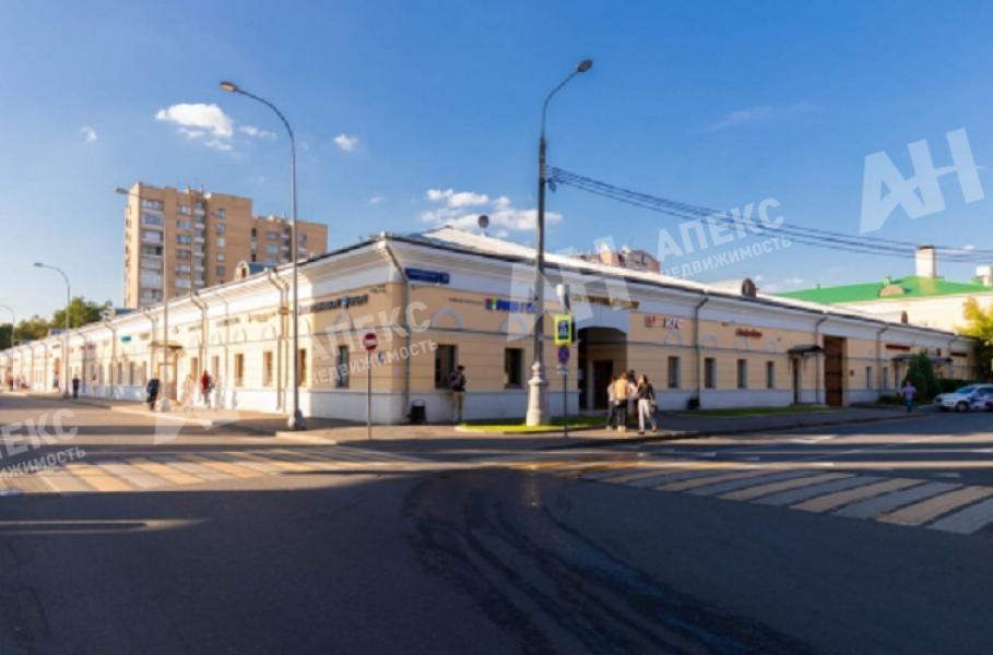 Аренда помещения свободного назначения в Москве в торговом центре на Комсомольском проспекте,м.Парк культуры,297.9 м2,фото-1