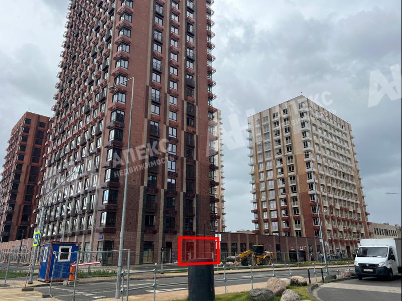 Продажа помещения свободного назначения в Москве в жилом доме на ул Николая Озерова,м.Спартак,104.2 м2,фото-1