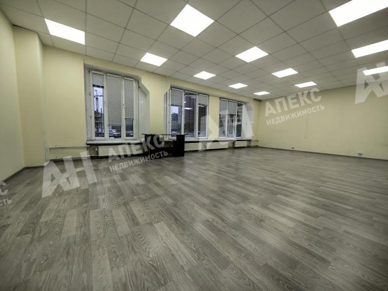 Продажа офиса в Москве в бизнес-центре класса Б на Старокалужском шоссе,м.Воронцовская,95.7 м2,фото-1