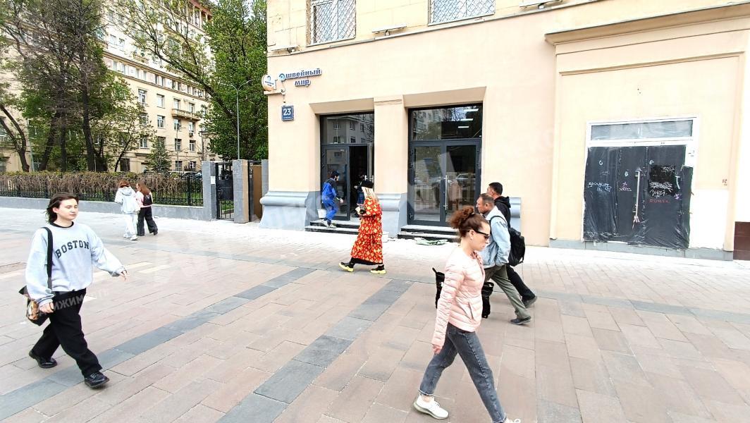 Аренда помещения свободного назначения в Москве в жилом доме на ул Земляной Вал,м.Курская,138.9 м2,фото-1