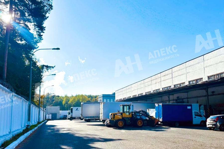 Аренда помещения под склад в Москве Склад. компл. на ул Рябиновая,м.Давыдково,2956 м2,фото-1