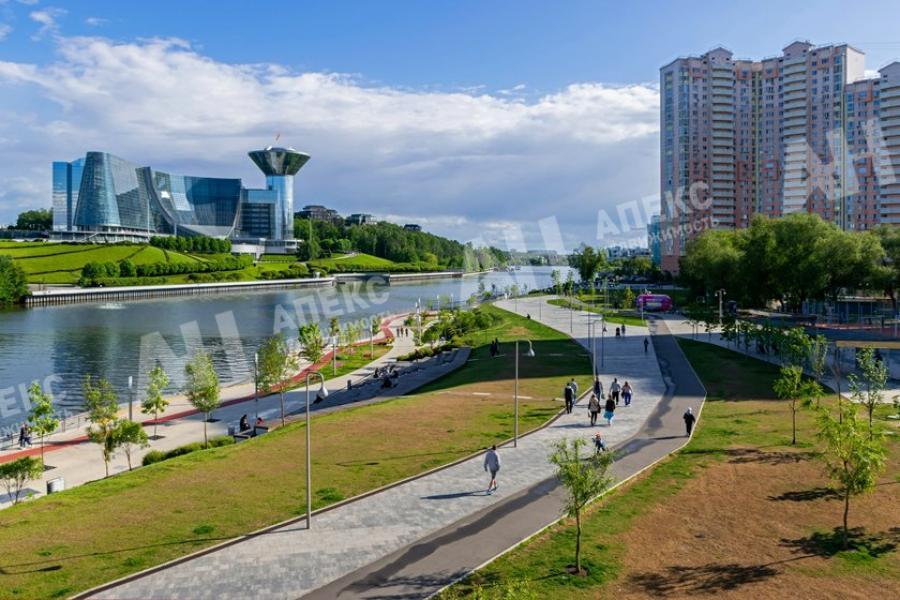 Аренда помещения под магазин в Красногорске в жилом доме на Волоколамском шоссе ,107 м2,фото-1
