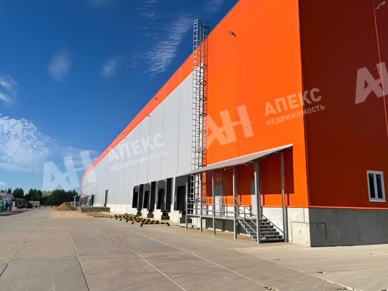 Аренда помещений под склад в Клину Склад. компл. на Ленинградском шоссе ,2880 - 8640 м2,фото-1