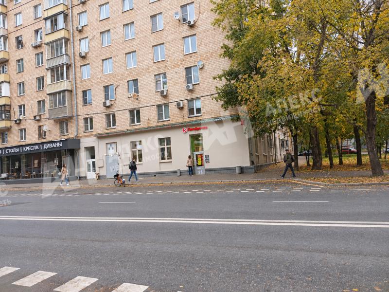 Продажа помещения под магазин в Москве в жилом доме на ул Гастелло,м.Электрозаводская,328 м2,фото-1