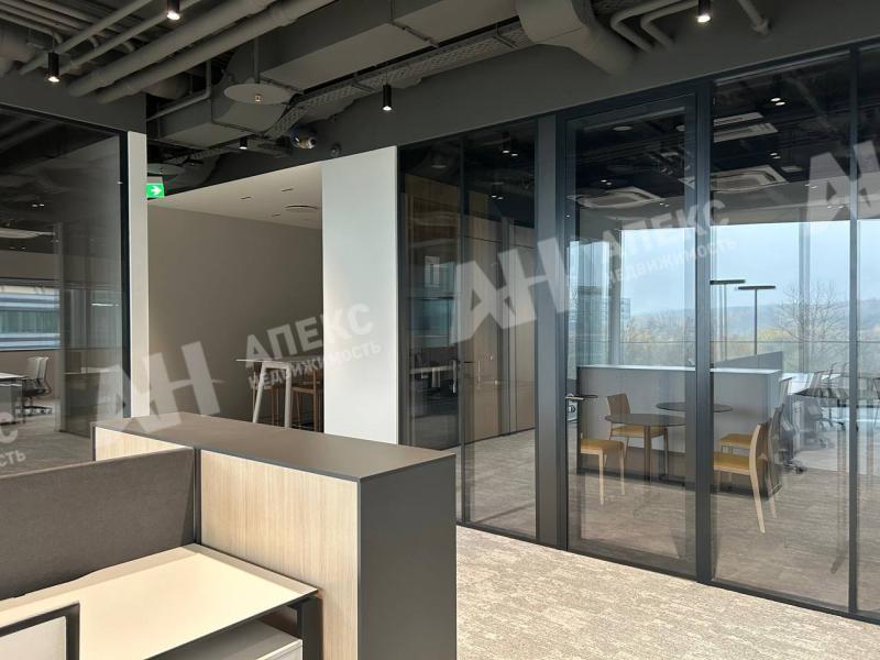 Аренда офиса в Барвихе в бизнес-центре класса А на Рублево-Успенском шоссе ,373 м2,фото-1
