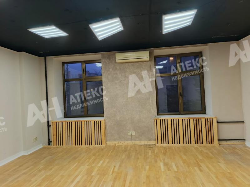 Аренда офиса в Москве в жилом доме на ул Лобанова,м.Автозаводская,36.2 м2,фото-1