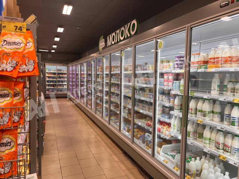 Продажа помещения под магазин в Москве в торговом центре на ул Лобненская,м.Лианозово,681 м2,фото-1