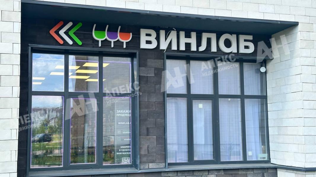 Продажа помещения под магазин в Рассказовке в жилом доме на Боровском шоссе ,164 м2,фото-1
