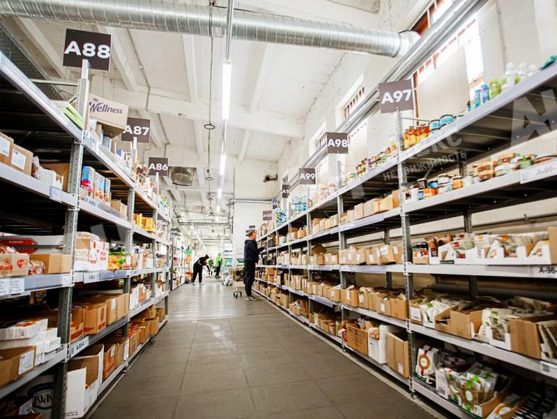 Продажа помещения под магазин в Москве в торговом центре на ул Лобненская,м.Лианозово,686 м2,фото-1