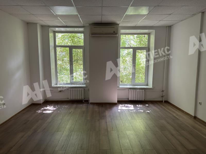 Аренда офиса в Москве Адм. здан. на Варшавском шоссе,м.Тульская,28 м2,фото-1