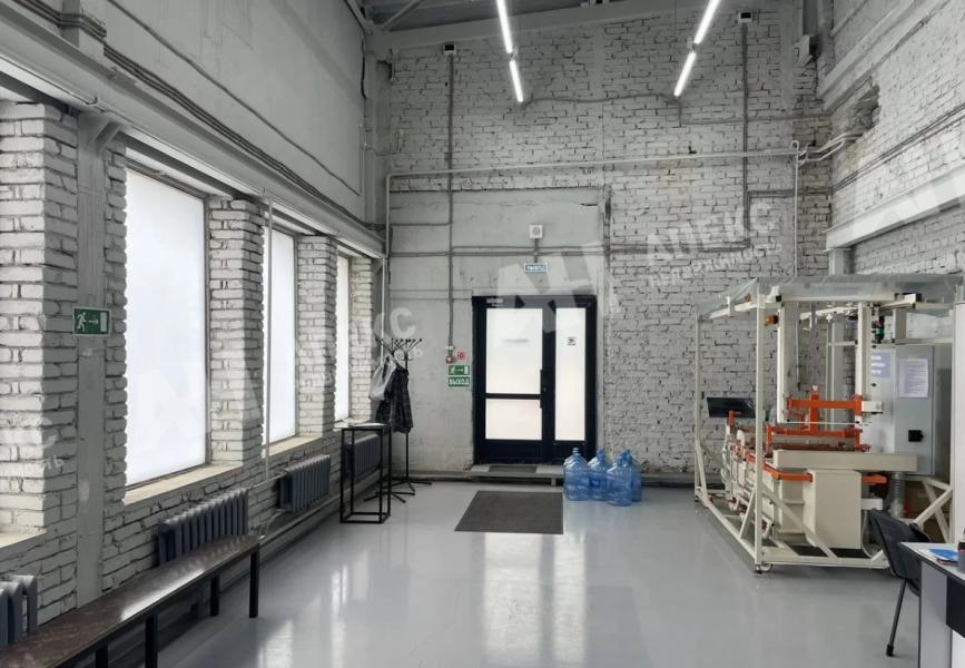 Аренда помещения под склад в Москве на ул Новогиреевская,м.Перово,1450 м2,фото-1