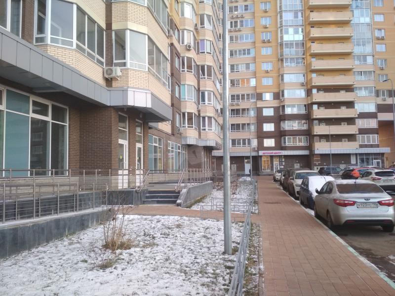 Продажа помещения свободного назначения в Одинцово в жилом доме на Можайском шоссе ,56.7 м2,фото-1