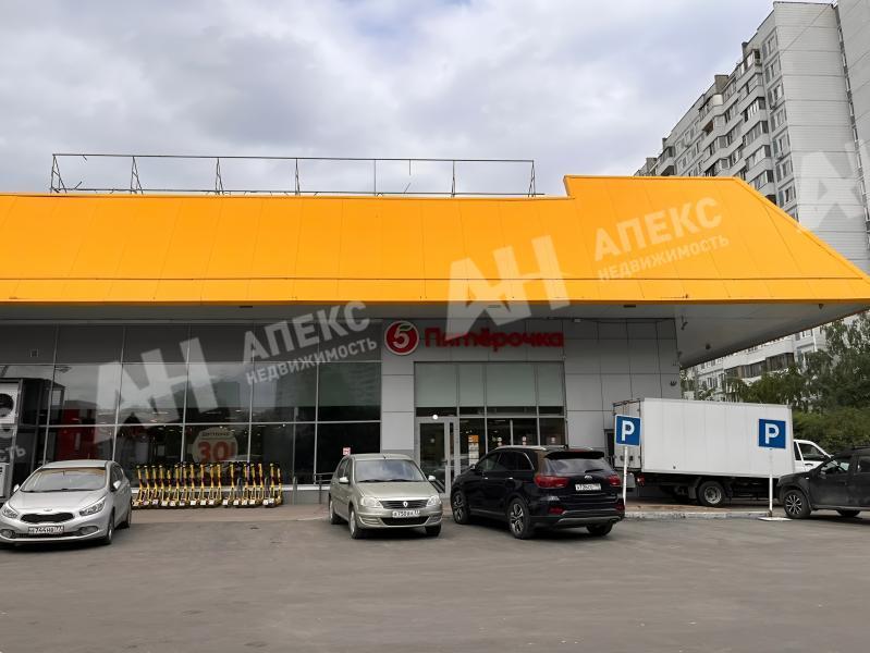 Продажа помещения под магазин в Москве в торговом центре на ул Лобненская,м.Лианозово,686 м2,фото-1