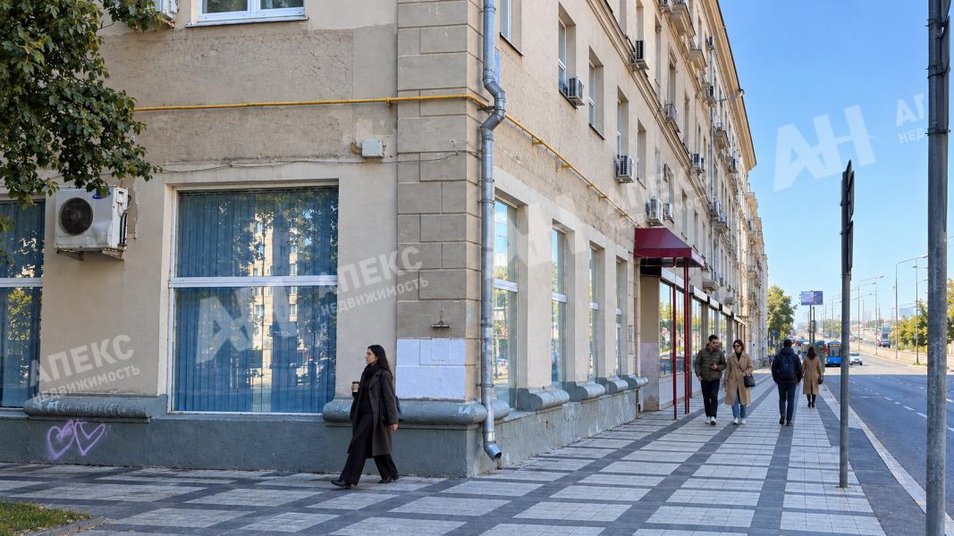 Продажа помещения свободного назначения в Москве в жилом доме на Ленинградском шоссе,м.Войковская,221.4 м2,фото-1