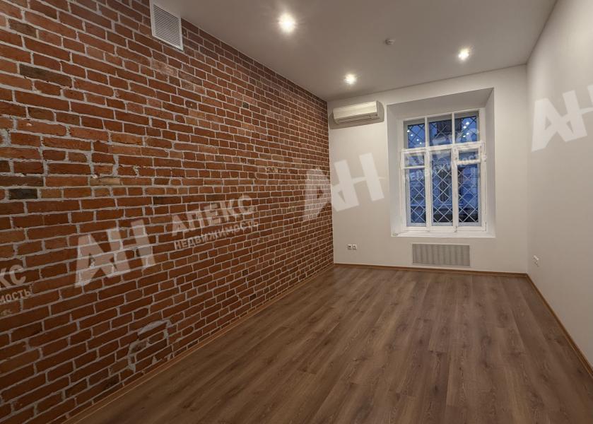 Продажа помещения свободного назначения в Москве в жилом доме на ул Тверская,м.Тверская,107.3 м2,фото-1