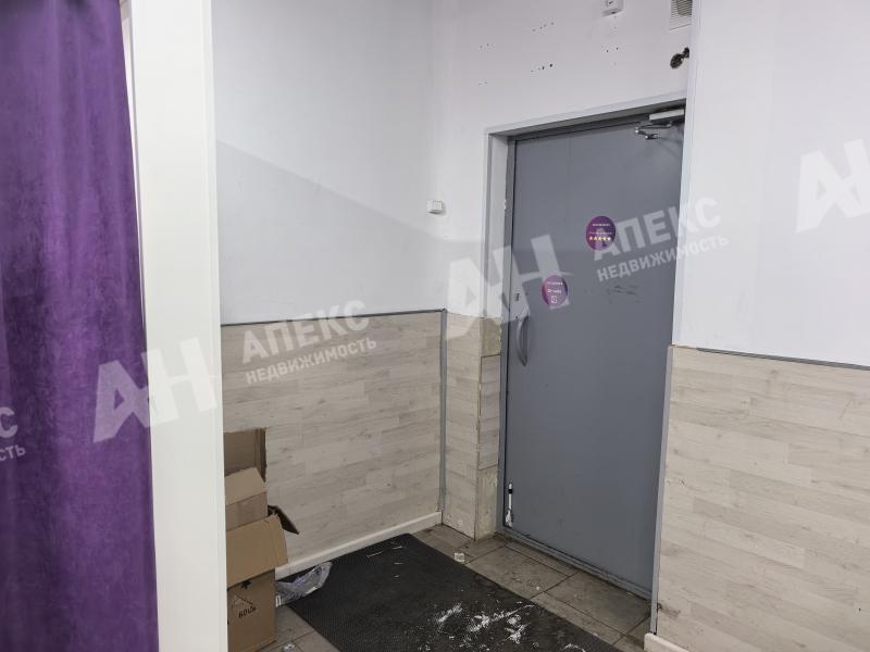 Аренда помещения под магазин в Москве Адм. здан. на проезд Батайский,м.Курьяново (МЦД),20 м2,фото-1