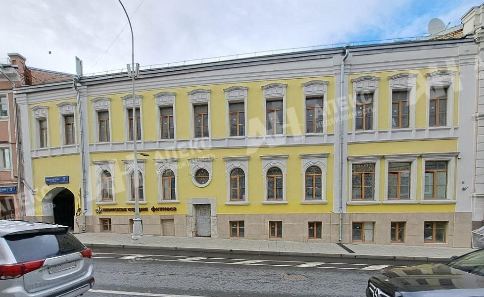 Аренда помещения свободного назначения в Москве Адм. здан. на Петровском бульваре,м.Трубная,338 м2,фото-1