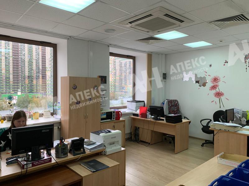 Аренда офиса в Химках в бизнес-центре класса Б на Ленинградском шоссе ,1025.9 м2,фото-1