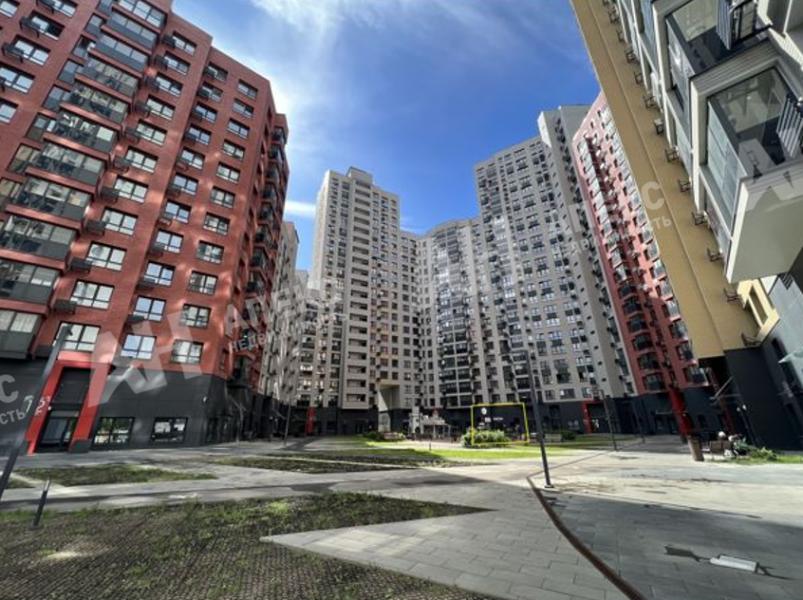 Продажа помещения свободного назначения в Челобитьево в жилом доме на Дмитровском шоссе ,111 м2,фото-1