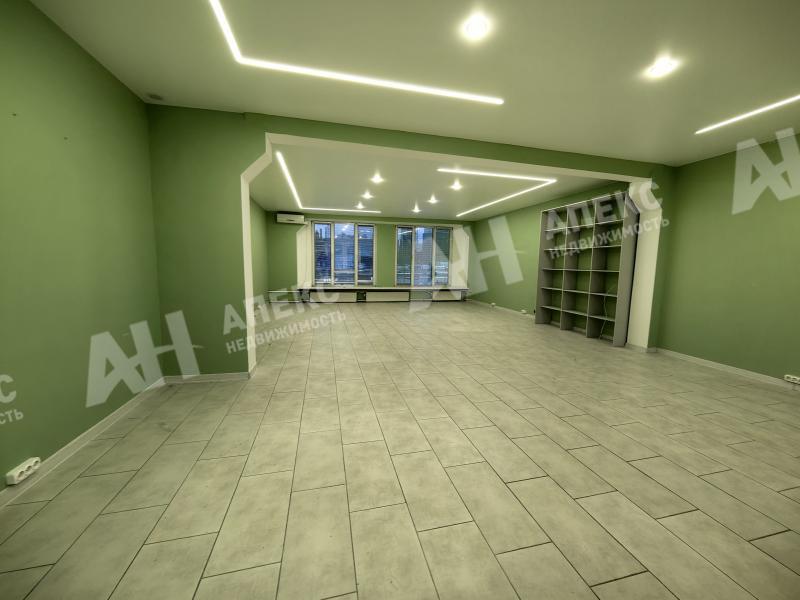 Продажа помещения под офис в Москве в бизнес-центре класса Б на Старокалужском шоссе,м.Воронцовская,84.2 м2,фото-1