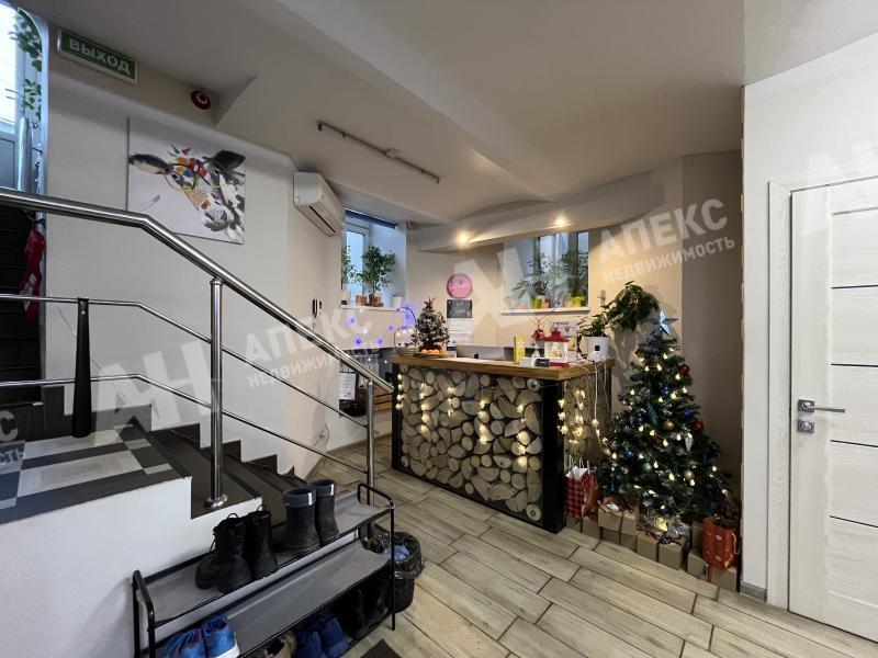 Аренда помещения свободного назначения в Москве Адм. здан. на Рождественском бульваре,м.Трубная,168 м2,фото-1