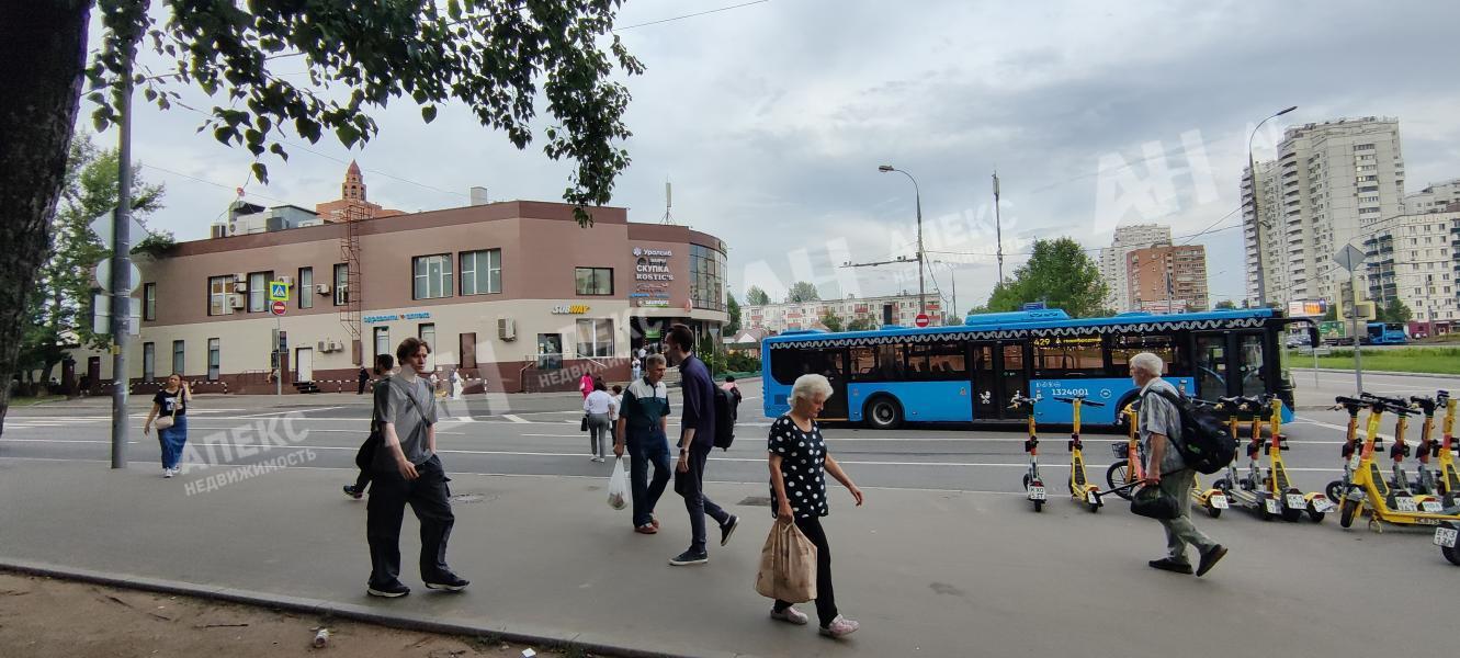 Аренда помещения свободного назначения в Москве в торговом центре на Волгоградском проспекте,м.Кузьминки,400 м2,фото-1