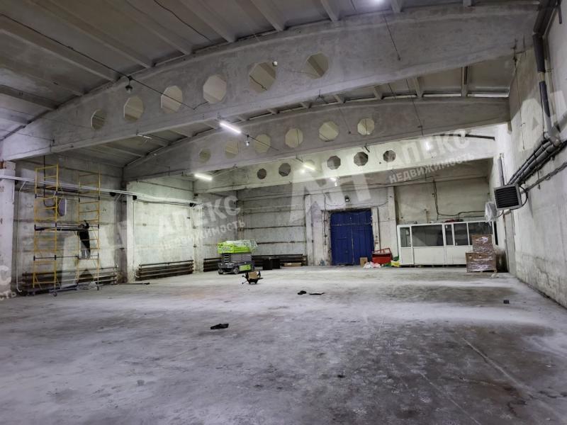 Аренда помещения под склад в Москве Склад. компл. на проезд Ступинский,м.Красный Строитель (МЦД),913 м2,фото-1