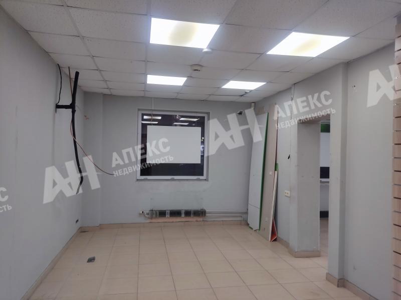 Аренда помещения под магазин в Москве в жилом доме на ул Винокурова,м.Академическая,10 м2,фото-1