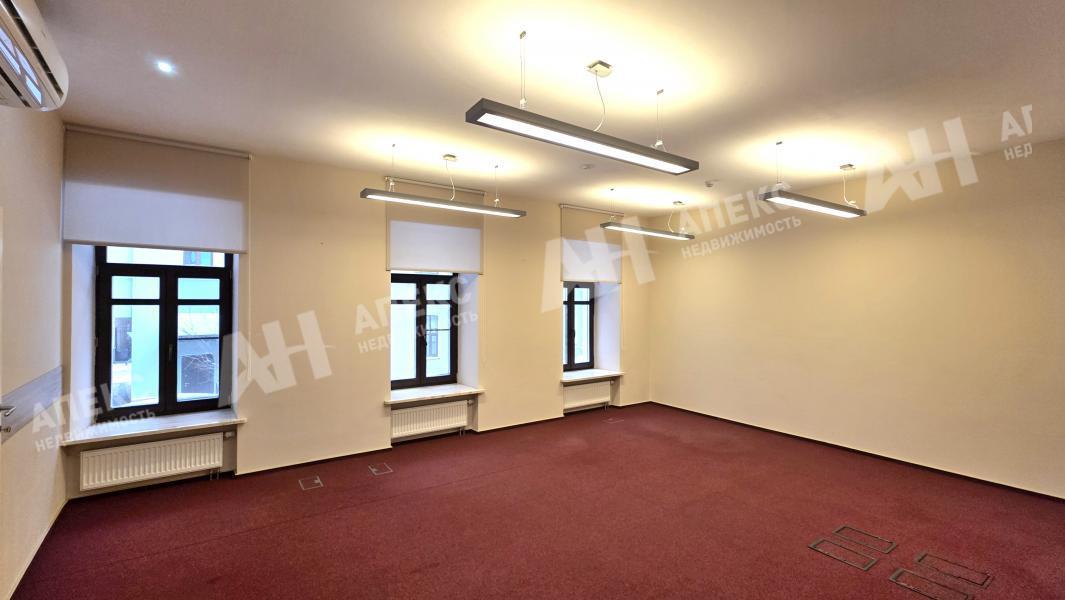 Аренда офиса в Москве в бизнес-центре класса Б на Кривоарбатском переулке,м.Смоленская АПЛ,127.3 м2,фото-1