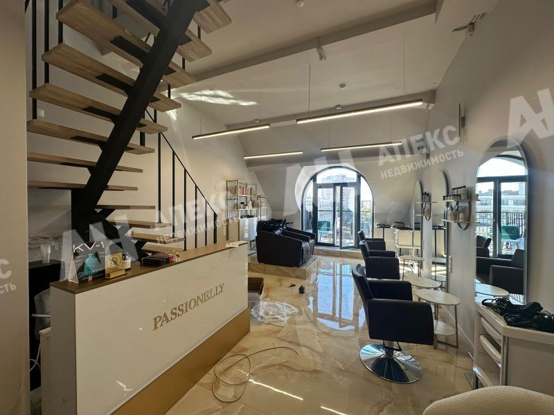 Продажа помещения под офис в Москве в бизнес-центре класса Б на Переведеновском переулке,м.Электрозаводская,62.5 м2,фото-1