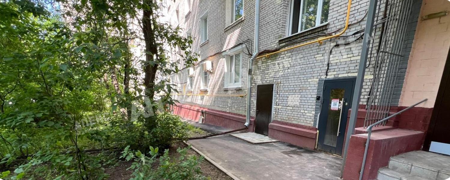 Продажа помещения свободного назначения в Москве в жилом доме на ул Марии Ульяновой,м.Новаторская,222.1 м2,фото-1