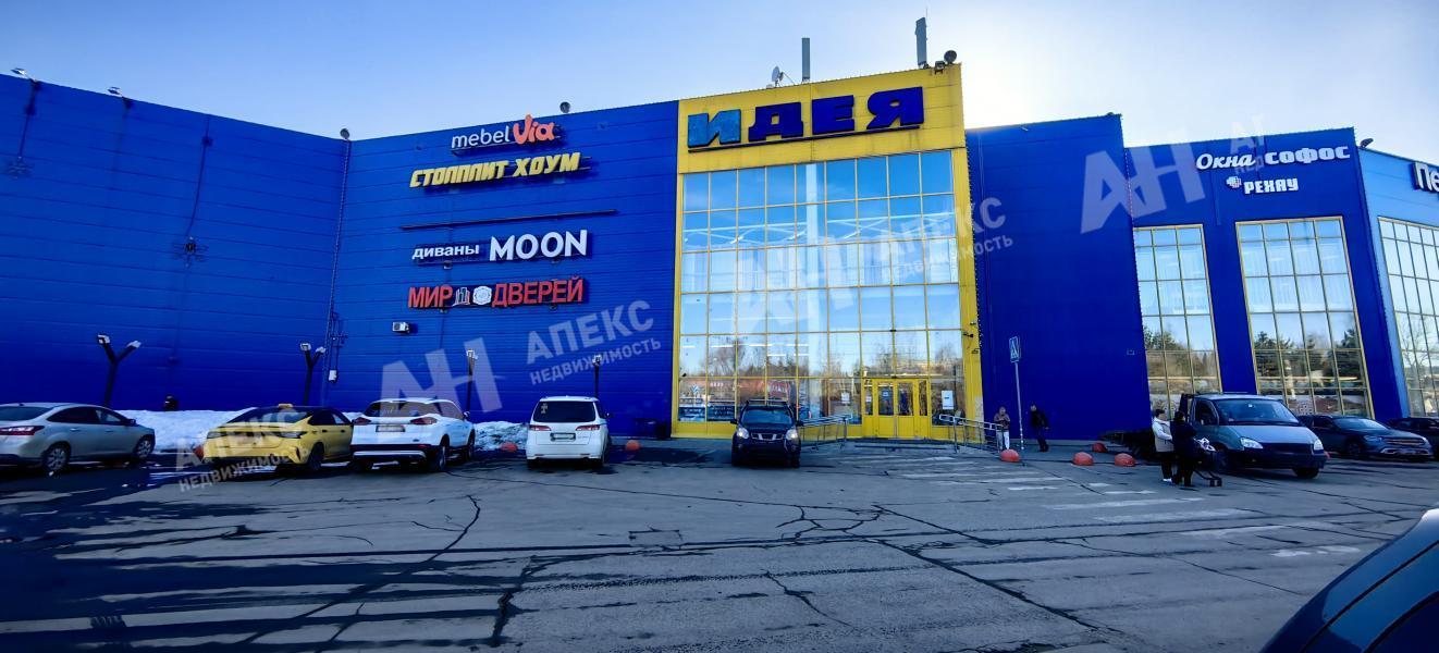 Аренда помещения свободного назначения в Сходне в торговом центре на Ленинградском шоссе ,900 м2,фото-1
