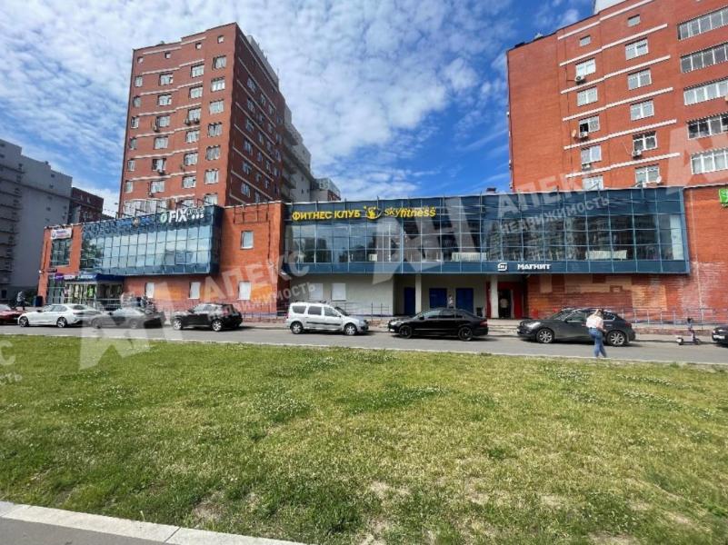 Продажа помещения свободного назначения в Химках в торговом центре на Ленинградском шоссе ,600 м2,фото-1