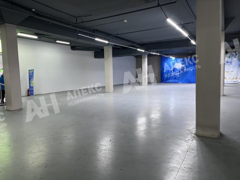 Аренда помещения свободного назначения в Красногорске в торговом центре на Волоколамском шоссе ,250 м2,фото-1