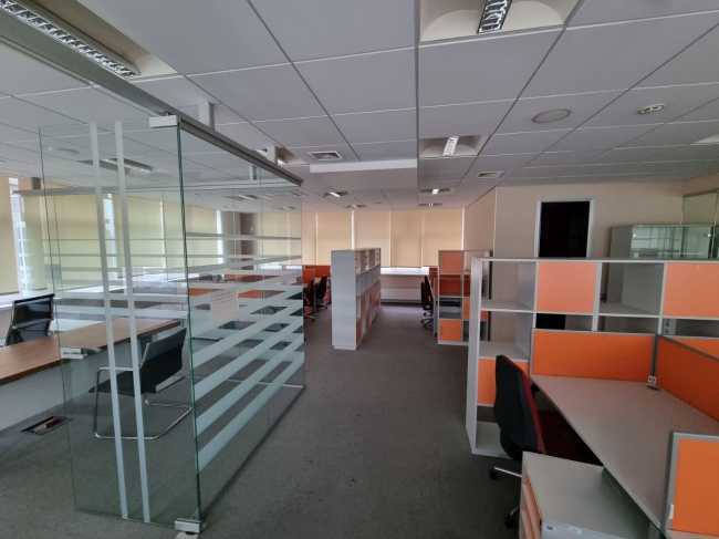 Аренда офиса в Москве в бизнес-центре класса Б на ул Рябиновая,м.Аминьевская,1501 м2,фото-1