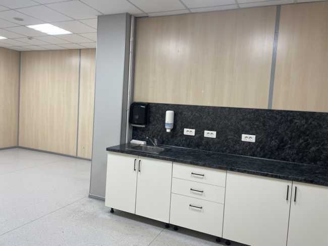 Аренда офиса в Москве в бизнес-центре класса Б на ул Шаболовка,м.Октябрьская,997.8 м2,фото-1