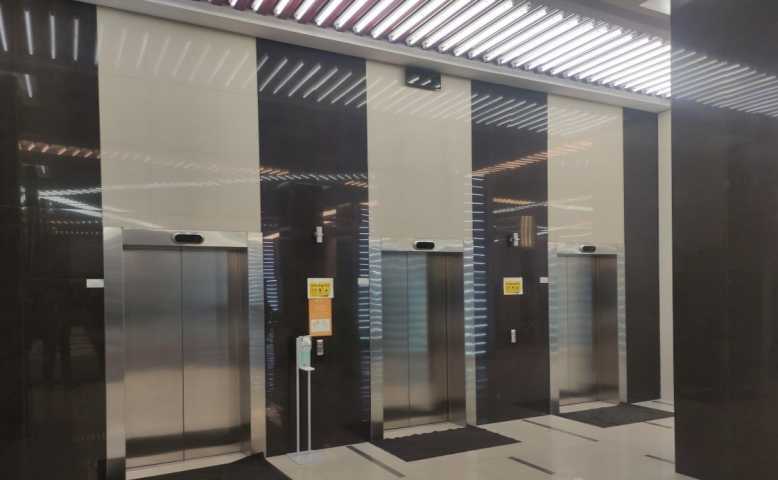 Аренда офиса в Москве в бизнес-центре класса Б на Варшавском шоссе,м.Нагатинская,200 м2,фото-2