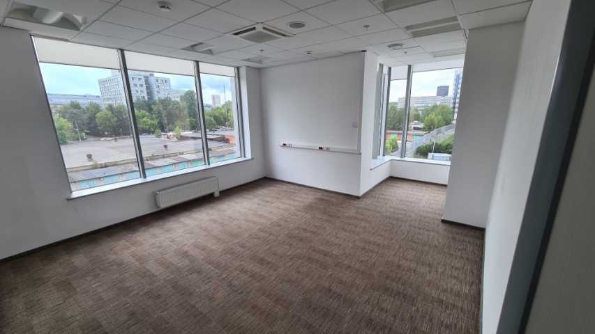 Аренда офиса в Москве в бизнес-центре класса Б на ул Херсонская,м.Зюзино,1151.3 м2,фото-2