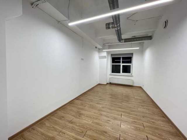 Аренда офиса в Москве в бизнес-центре класса Б на Варшавском шоссе,м.Крымская (МЦК),362.2 м2,фото-4