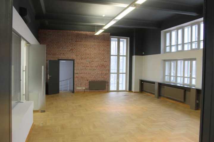 Аренда помещения свободного назначения в Москве в бизнес-центре класса Б на Бережковской набережной,м.Студенческая,1156.9 м2,фото-2