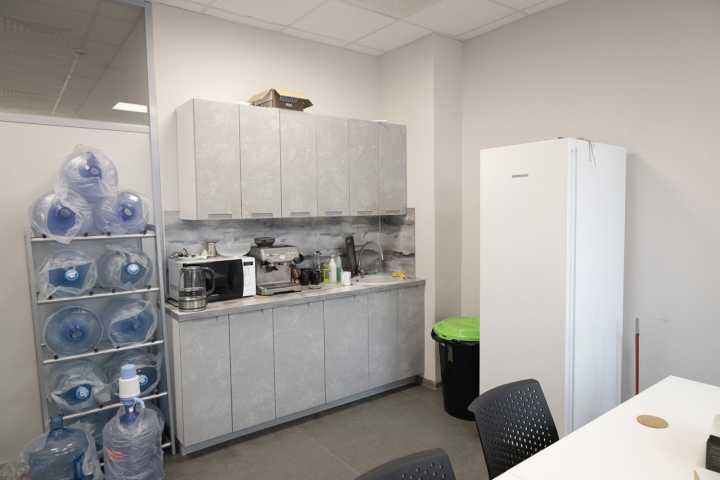 Аренда офиса в Москве в бизнес-центре класса Б на ул Орджоникидзе,м.Площадь Гагарина (МЦК),288.2 м2,фото-15