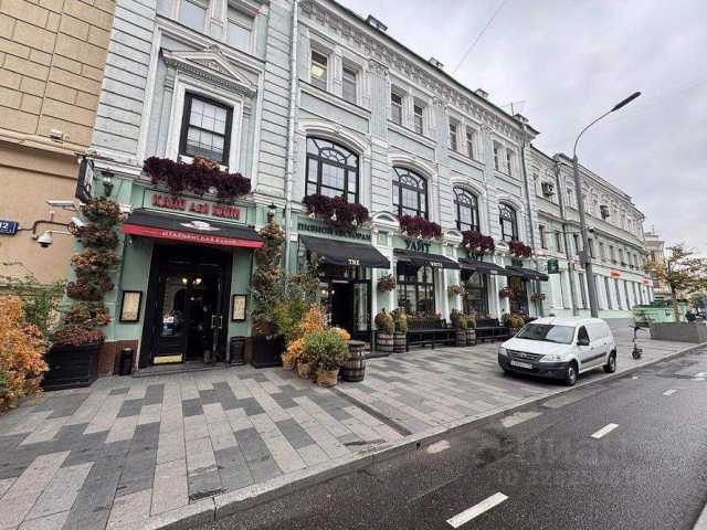 Аренда магазина в Москве Адм. здан. на ул Неглинная,м.Кузнецкий мост,218.4 м2,фото-2
