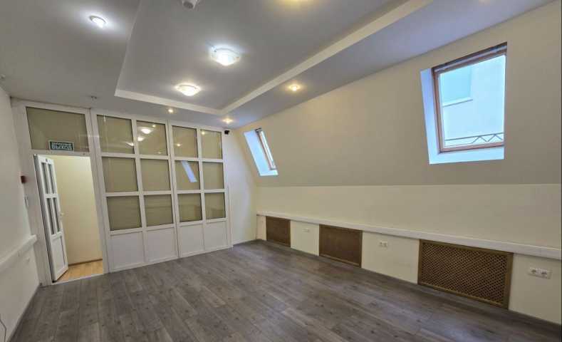 Аренда офиса в Москве Особняк на Колокольниковом переулке,м.Трубная,54 м2,фото-2