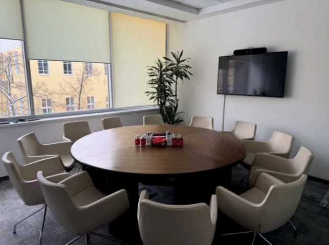 Аренда офиса в Москве в бизнес-центре класса А на Романовом переулке,м.Александровский сад,2260 м2,фото-2