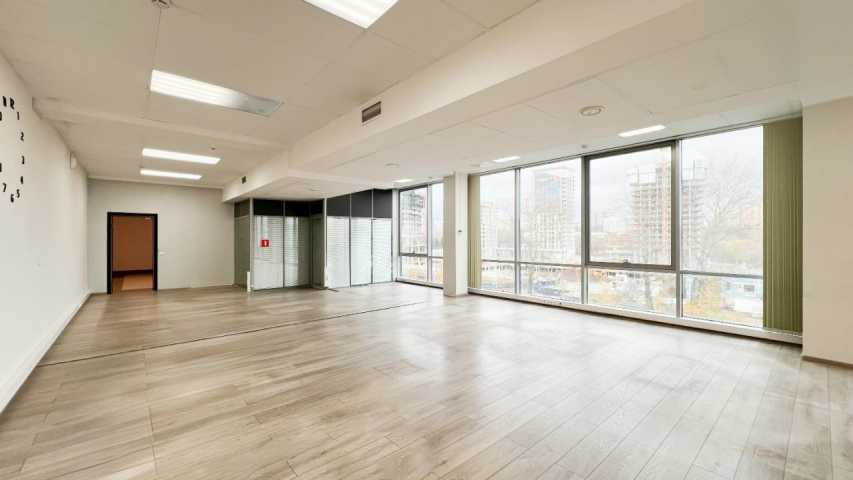 Сдам офисное помещение на ул Верейская в ЮЗАО Москвы, м Давыдково