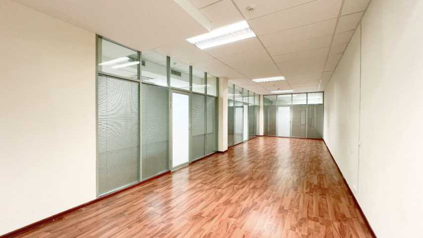 Аренда офиса в Москве в бизнес-центре класса Б на ул Верейская,м.Давыдково,219.2 м2,фото-2