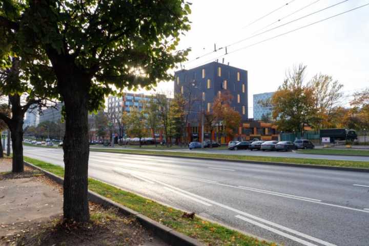 Торговое здание Галерея 76 на  ,д. 76,фото-2